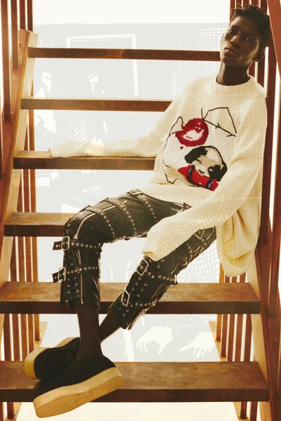 Look 18